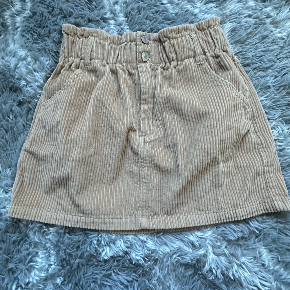 Forever 21 mini skirt size medium